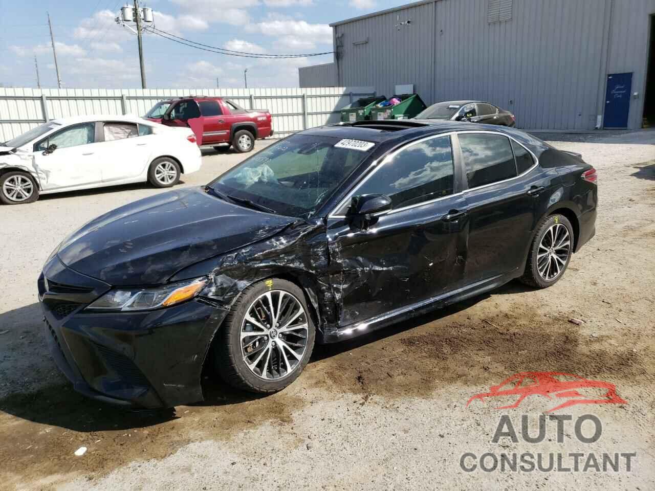 TOYOTA CAMRY 2018 - 4T1B11HKXJU645598