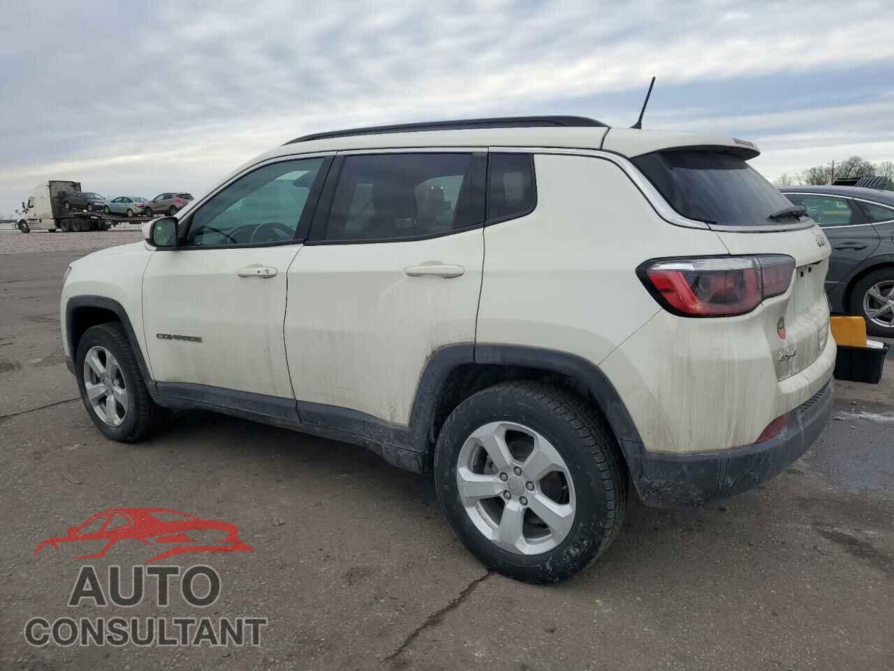 JEEP COMPASS 2018 - 3C4NJDBB7JT354871