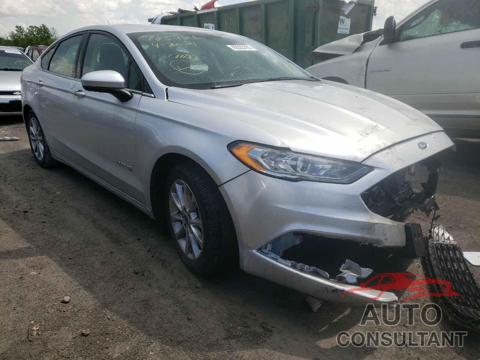FORD FUSION 2017 - 3FA6P0LU4HR356814