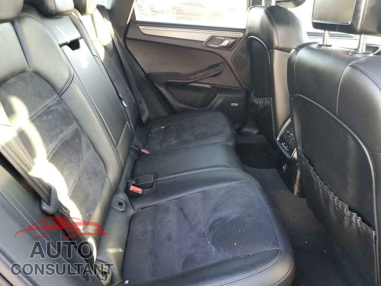PORSCHE MACAN 2017 - WP1AG2A50HLB56781