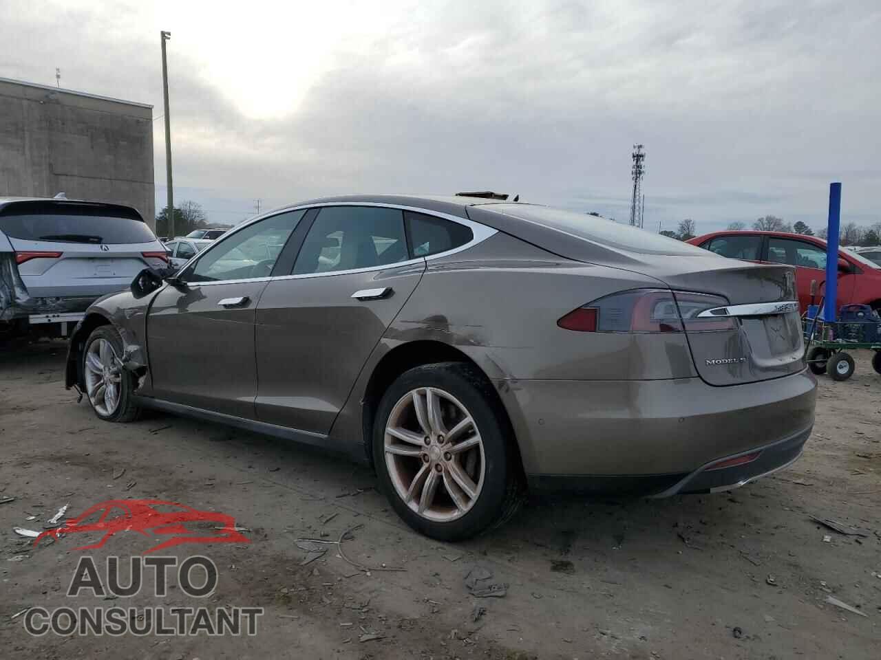 TESLA MODEL S 2015 - 5YJSA1V25FF099690