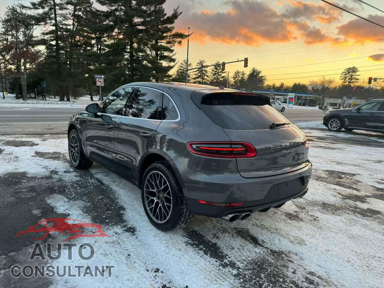 PORSCHE MACAN 2015 - WP1AB2A56FLB59454