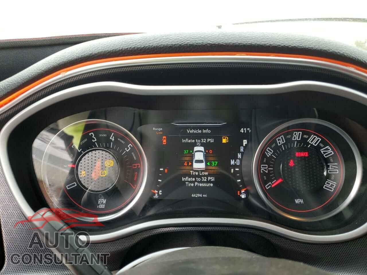 DODGE CHALLENGER 2017 - 2C3CDZBT5HH527654