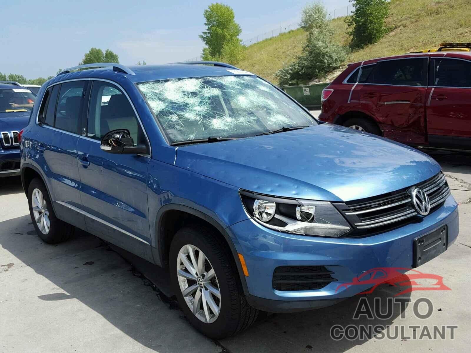 VOLKSWAGEN TIGUAN WOLFSBURG 2017 - WVGSV7AX6HK029092