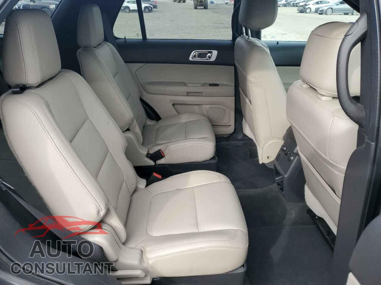 FORD EXPLORER 2015 - 1FM5K8D89FGB11351