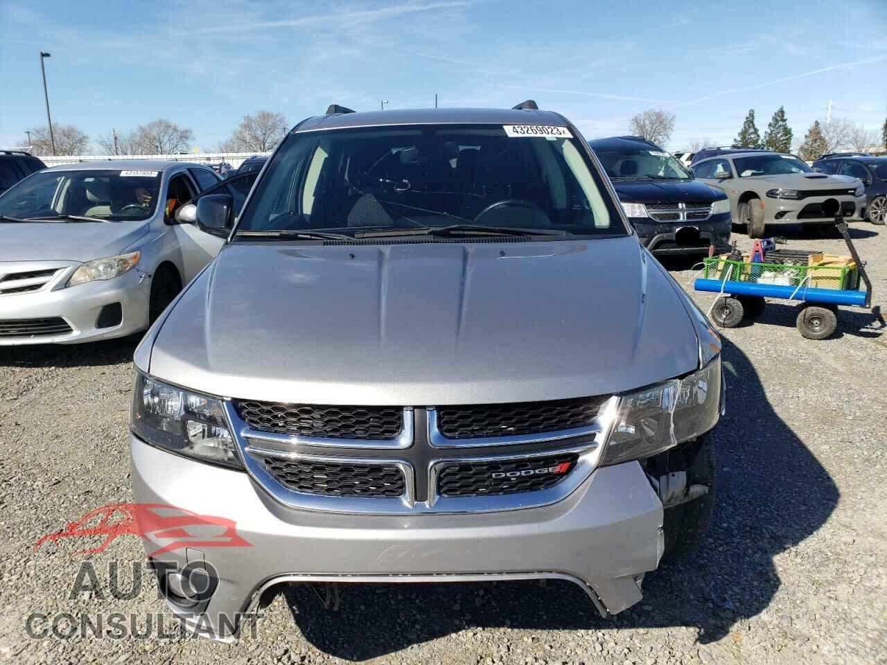 DODGE JOURNEY 2019 - 3C4PDCBBXKT867558