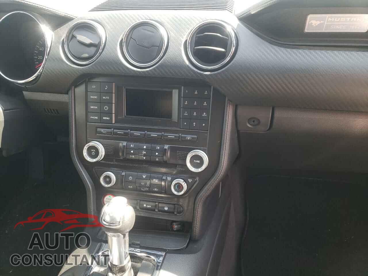 FORD MUSTANG 2017 - 1FATP8EM8H5240503