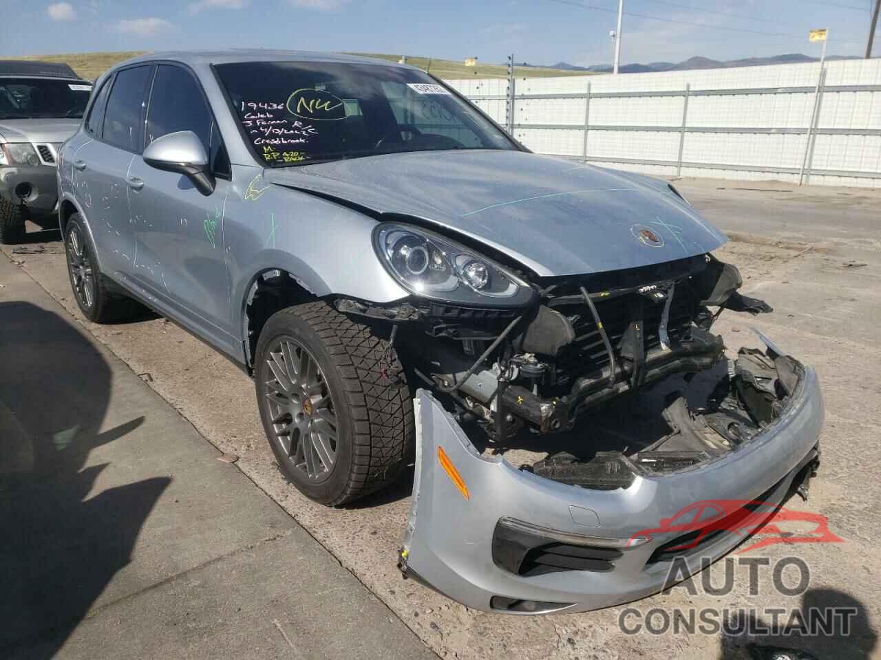 PORSCHE CAYENNE 2017 - WP1AA2A21HKA80789