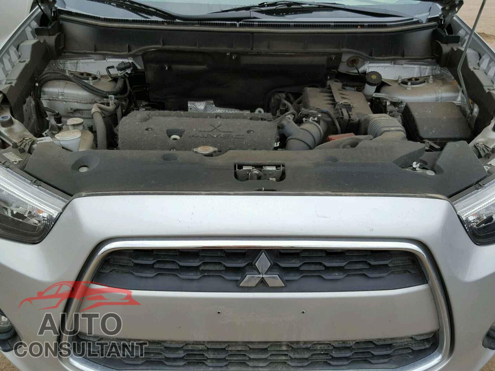 MITSUBISHI OUTLANDER 2015 - 4A4AR4AU9FE038785