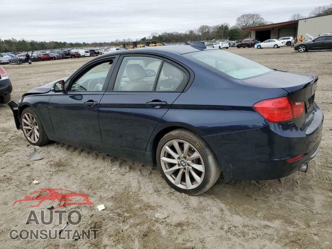 BMW 3 SERIES 2012 - WBA3A9C51CF270049