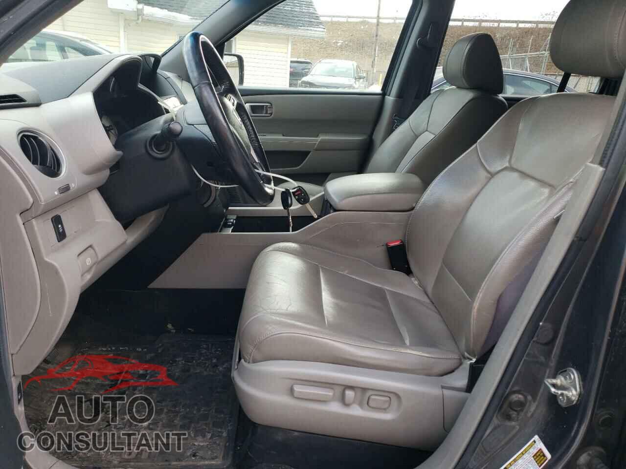 HONDA PILOT 2012 - 5FNYF4H52CB068976