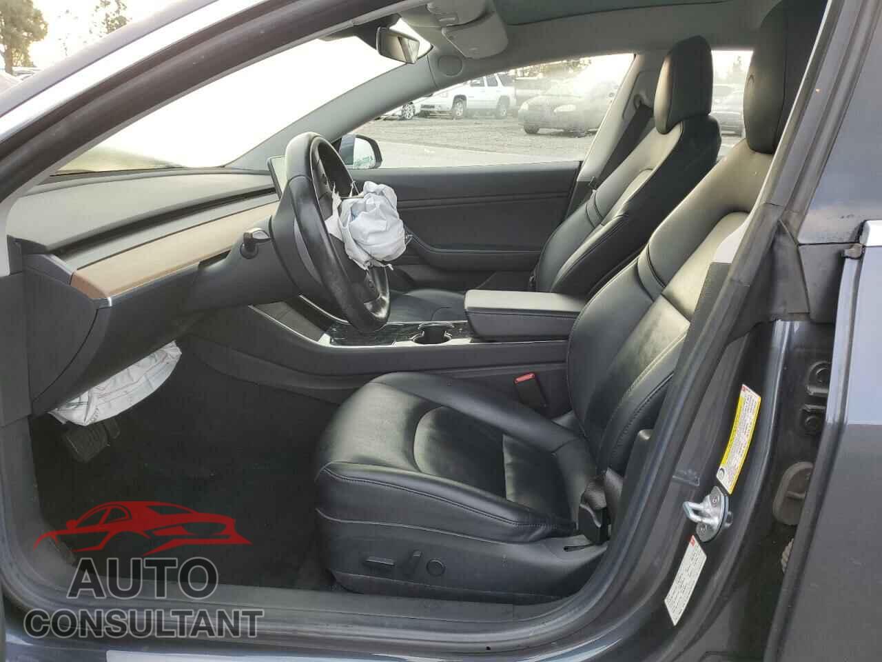 TESLA MODEL 3 2018 - 5YJ3E1EA8JF003429