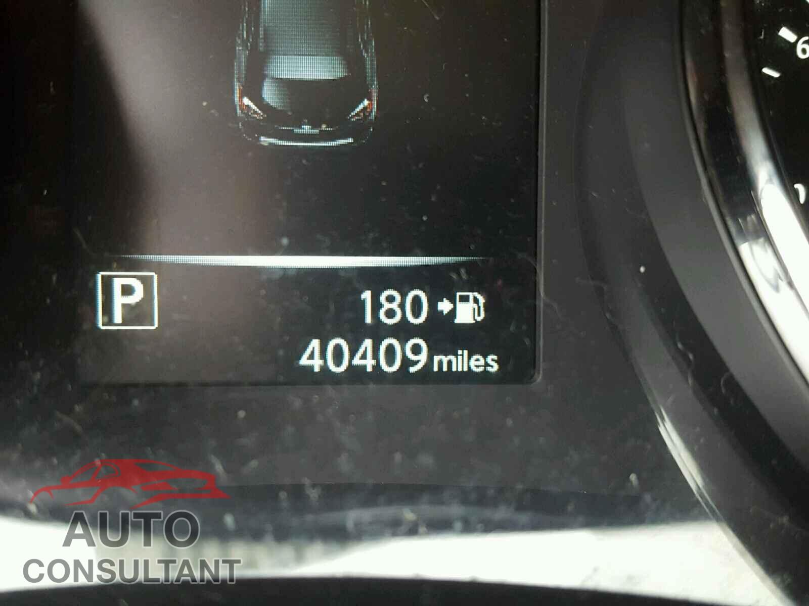 NISSAN ROGUE S 2017 - KNMAT2MV2HP535895