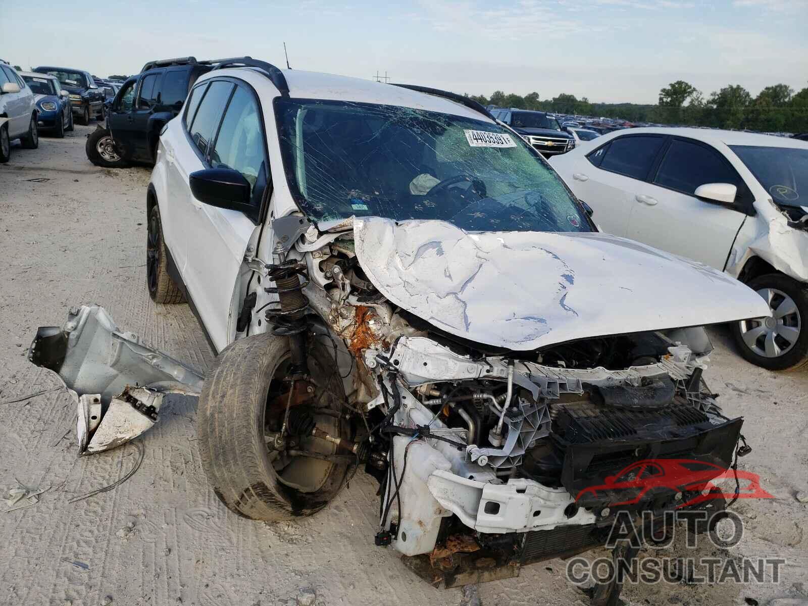 FORD ESCAPE 2019 - 1FMCU0GD1KUB30192