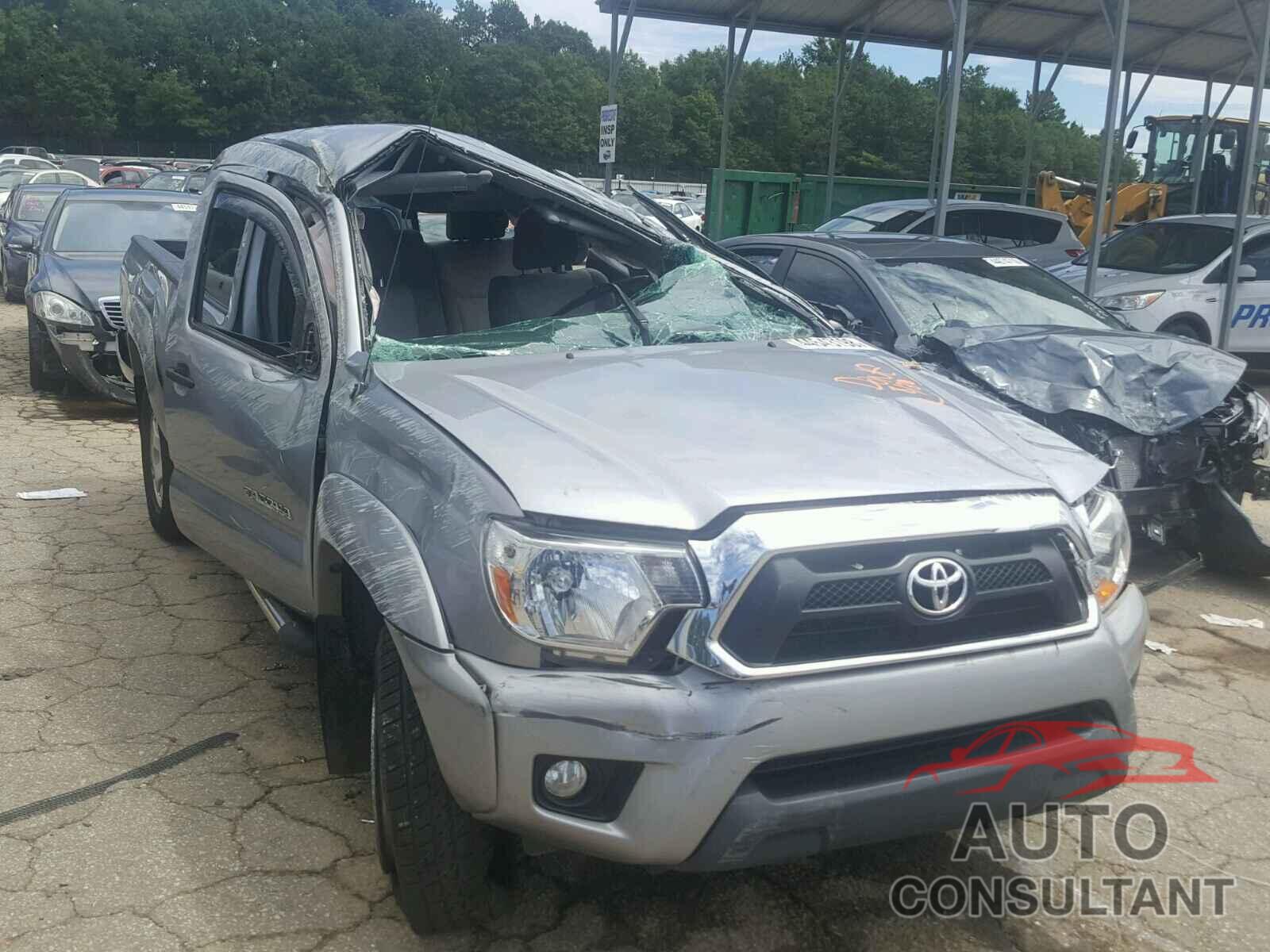 TOYOTA TACOMA DOUBLE CAB PRERUNNER 2015 - 3TMJU4GN2FM175700