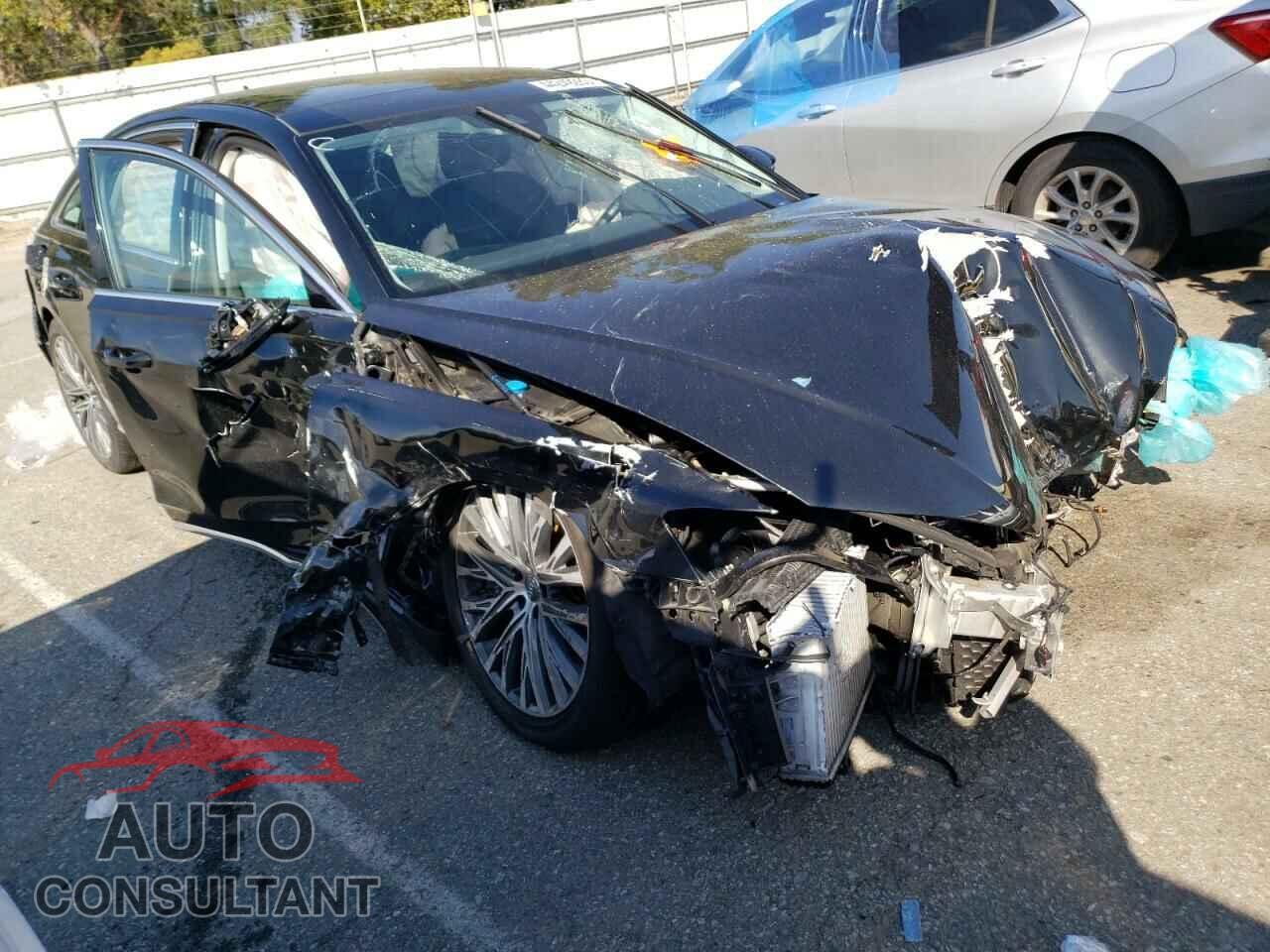 AUDI A8 2019 - WAU8DAF80KN011741
