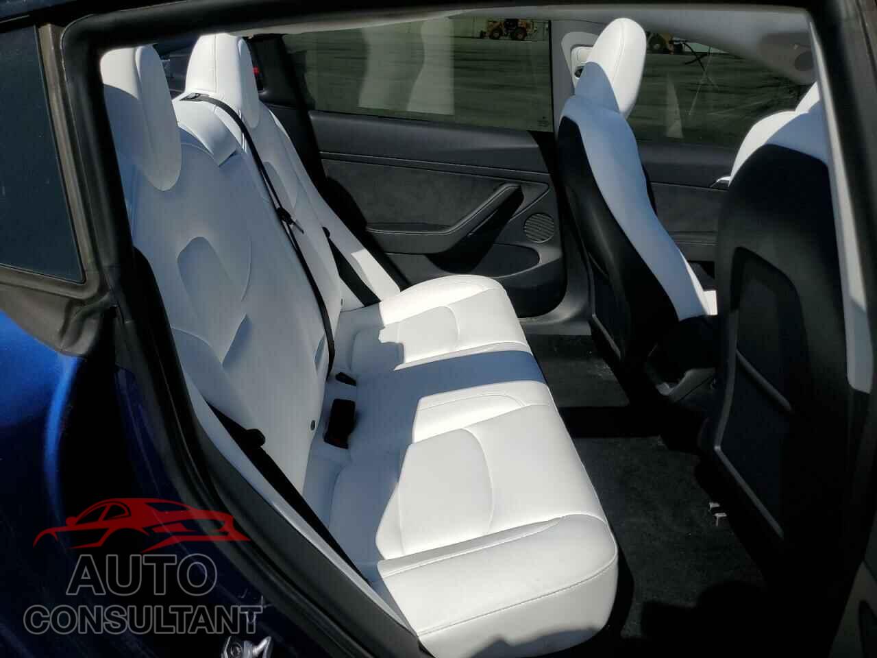 TESLA MODEL 3 2023 - 5YJ3E1EA0PF623913
