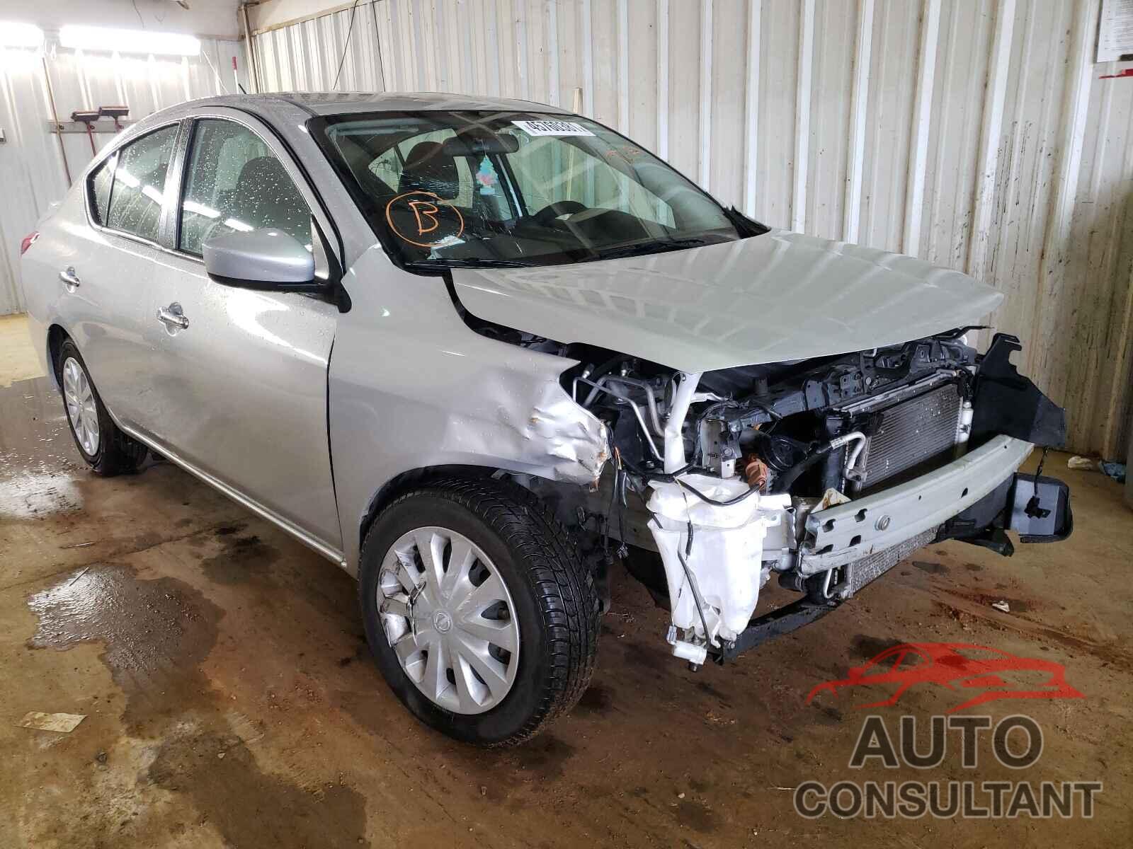 NISSAN VERSA 2019 - 3N1CN7AP8KL839227