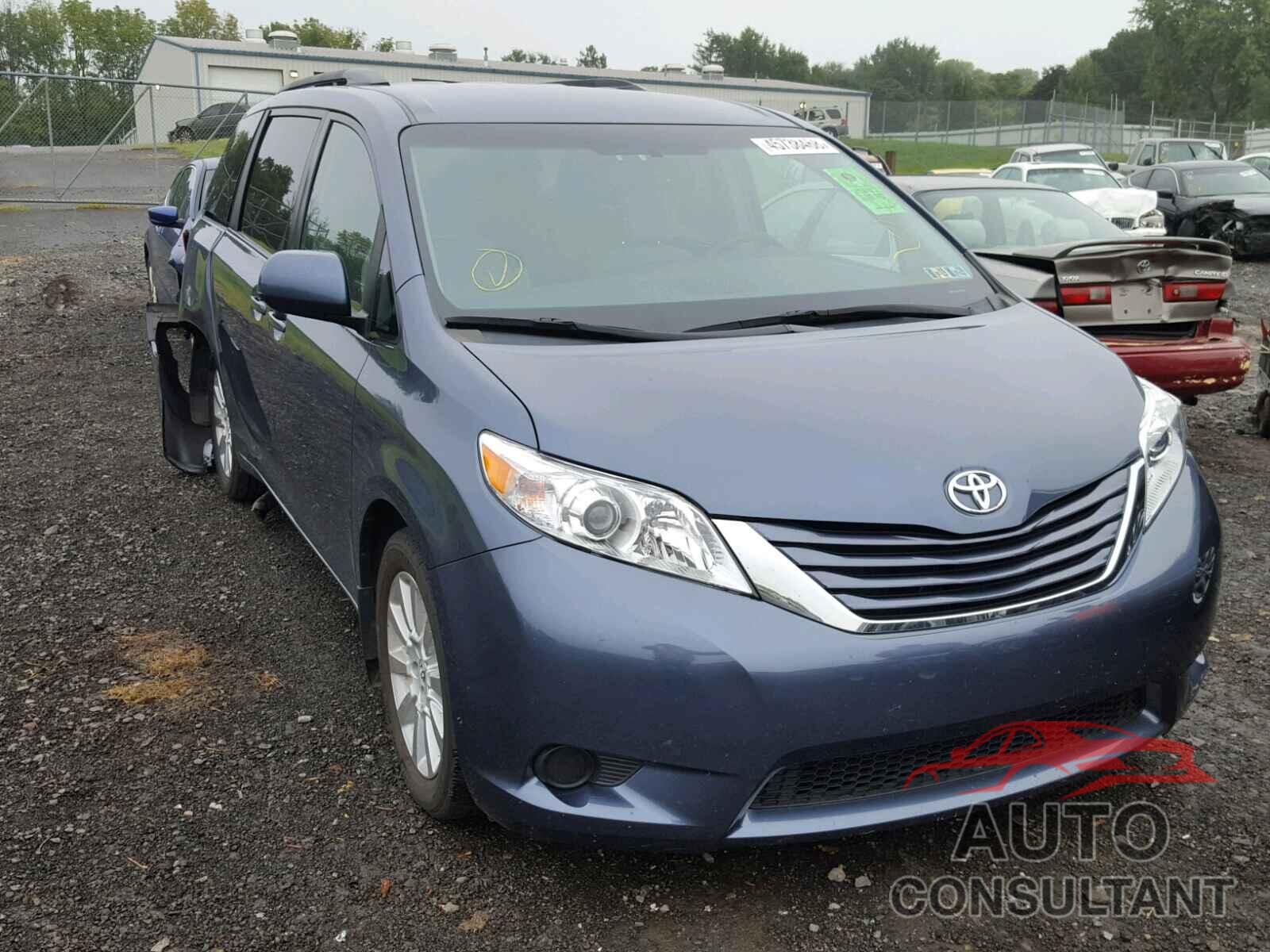 TOYOTA SIENNA LE 2015 - 5TDJK3DC9FS095474