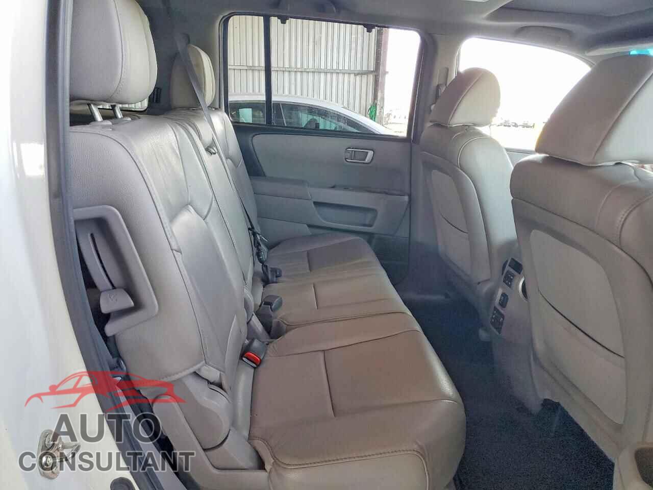 HONDA PILOT 2013 - 5FNYF4H91DB080475