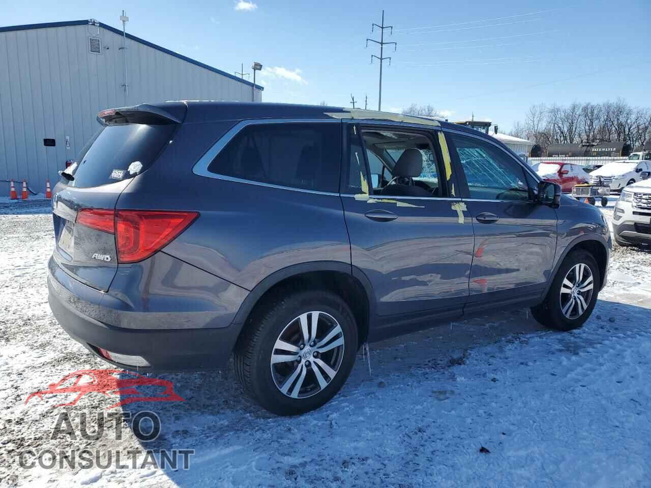 HONDA PILOT 2017 - 5FNYF6H57HB021218