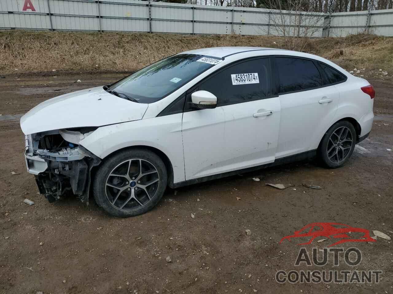 FORD FOCUS 2017 - 1FADP3FE0HL276857