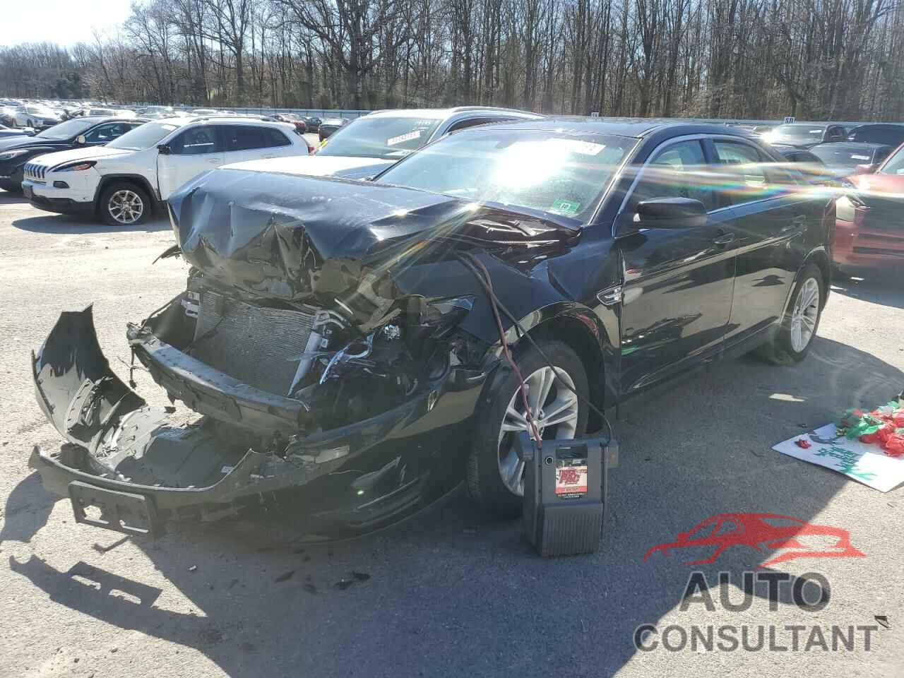 FORD TAURUS 2018 - 1FAHP2H85JG117883