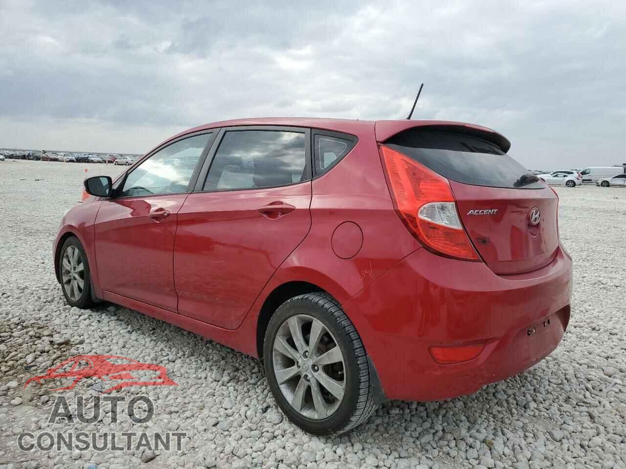 HYUNDAI ACCENT 2013 - KMHCU5AE5DU100016