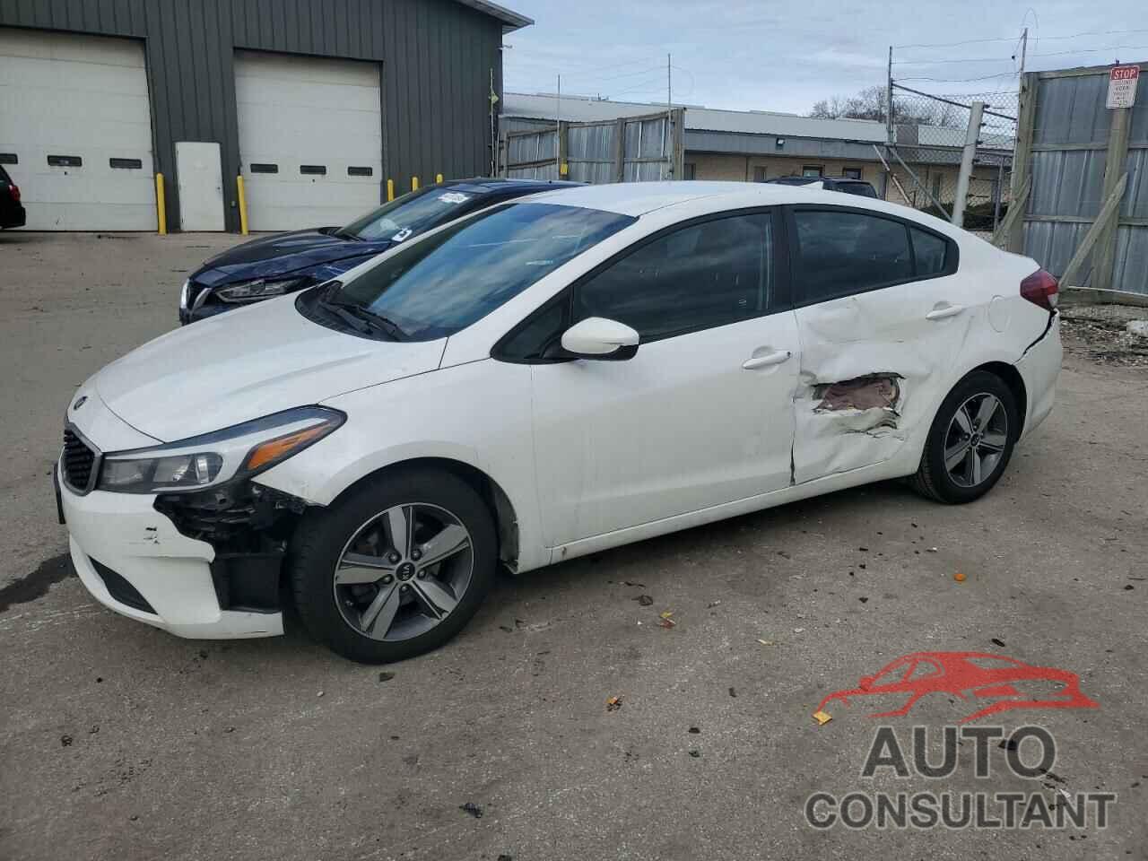 KIA FORTE 2018 - 3KPFL4A75JE204581