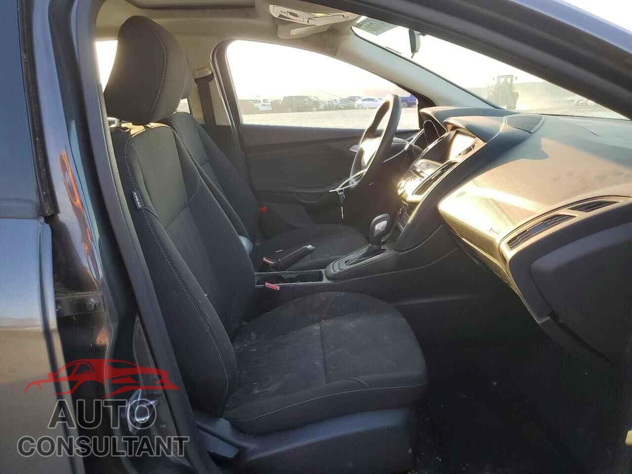 FORD FOCUS 2017 - 1FADP3M20HL301779