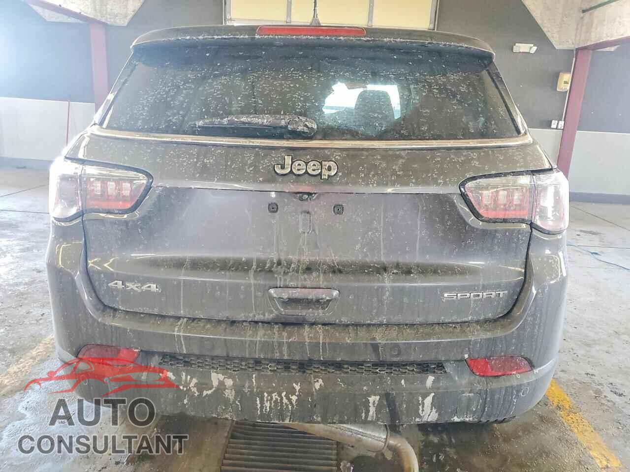 JEEP COMPASS 2022 - 3C4NJDAB4NT101045