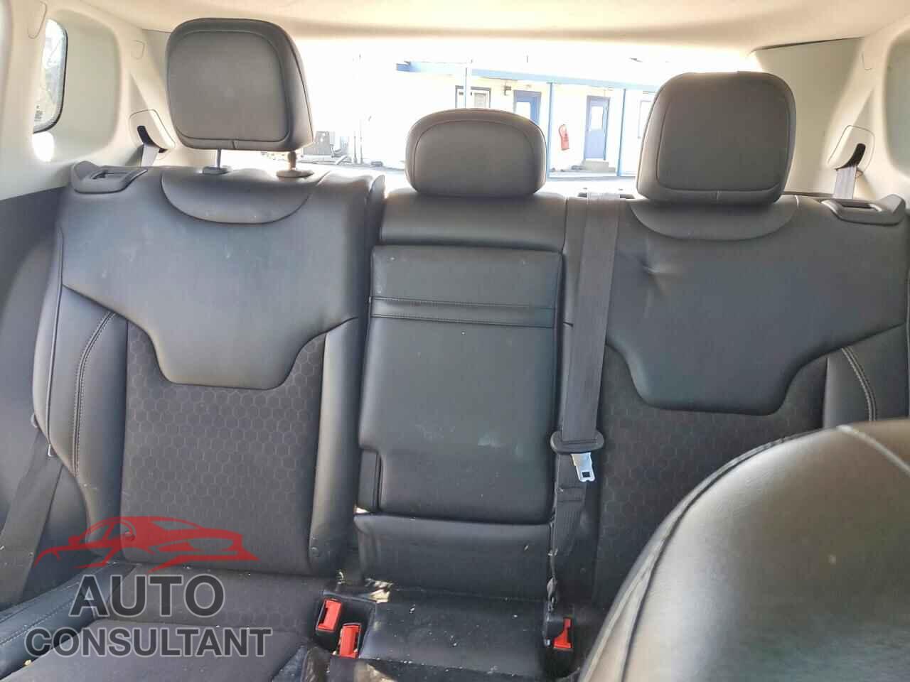 JEEP COMPASS 2018 - 3C4NJDBB3JT178207