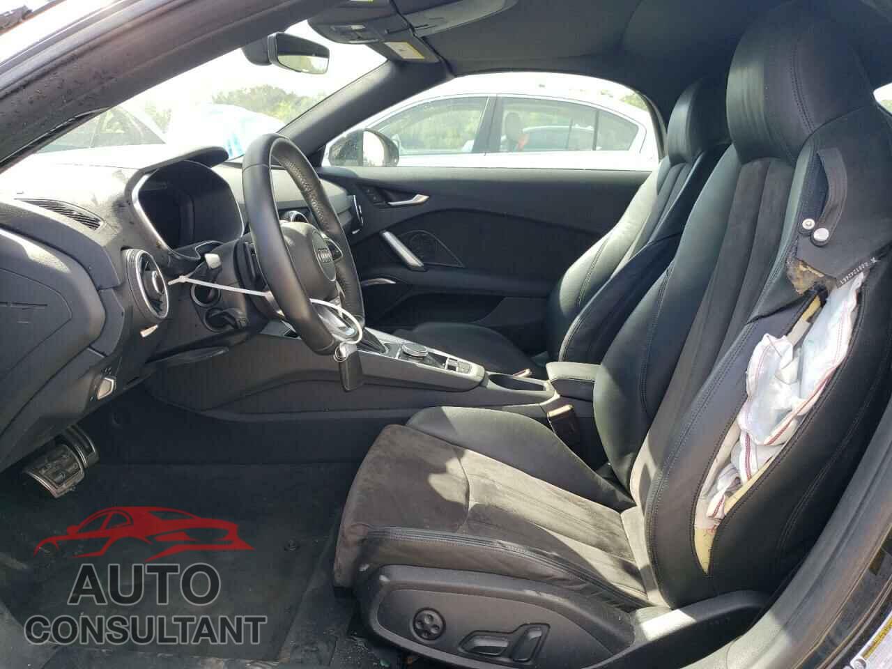AUDI TT 2018 - TRUT5CFV2J1003650