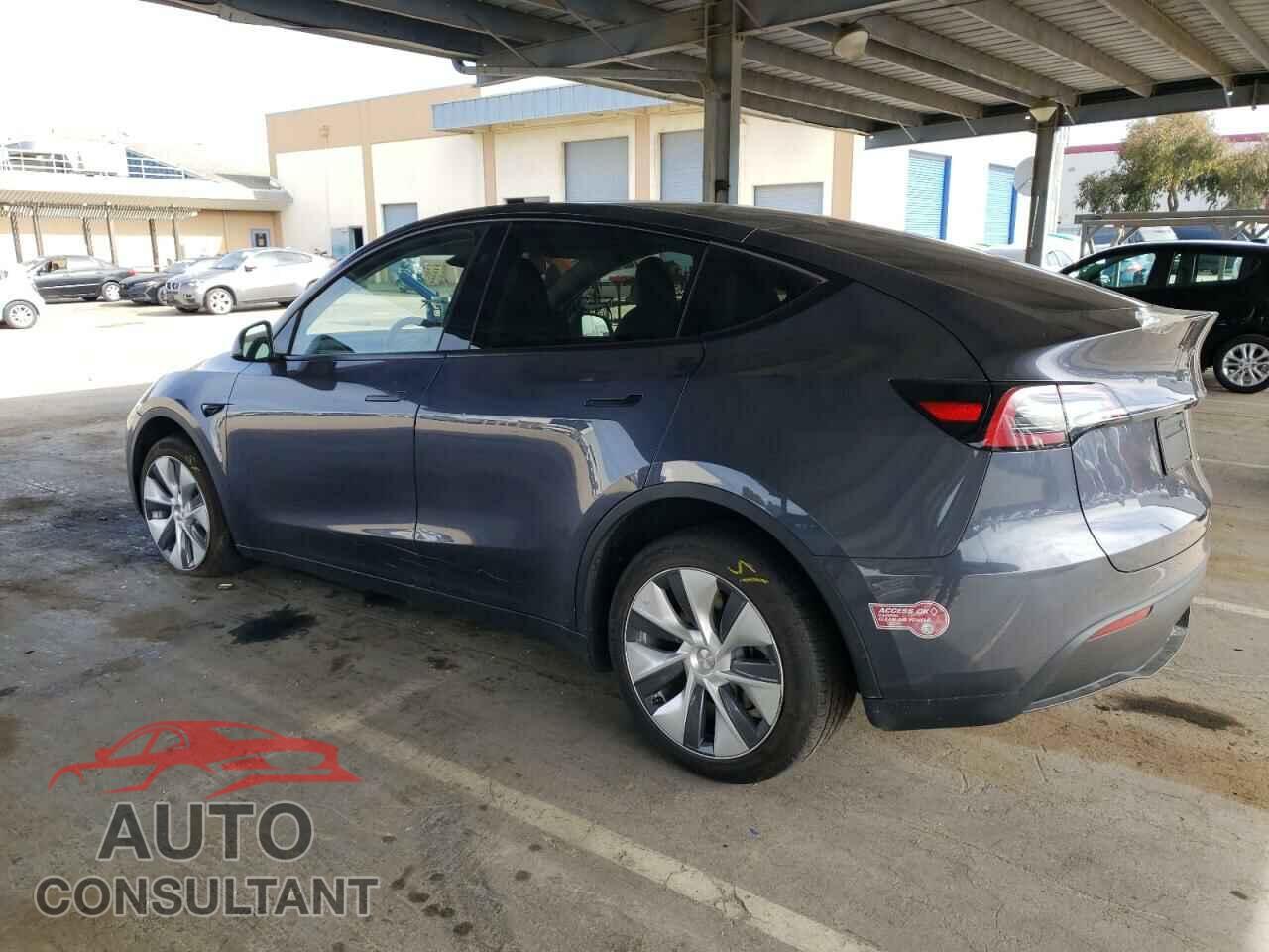TESLA MODEL Y 2023 - 7SAYGDEEXPA137582