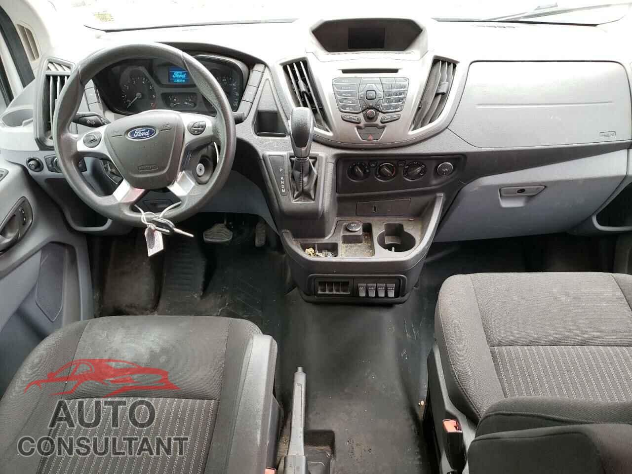 FORD TRANSIT 2018 - 1FTRS4XG5JKA18964