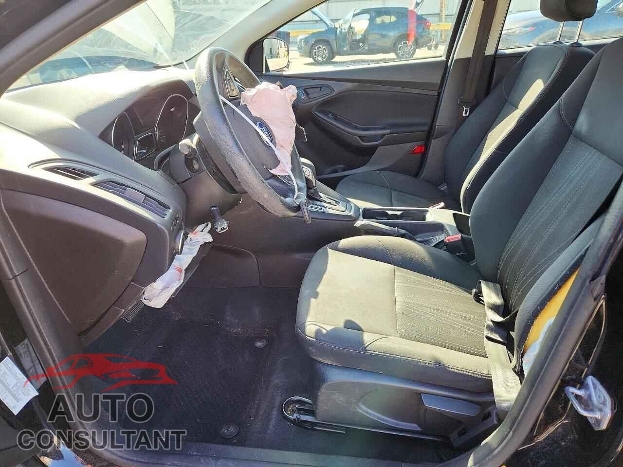 FORD FOCUS 2016 - 1FADP3E27GL391395