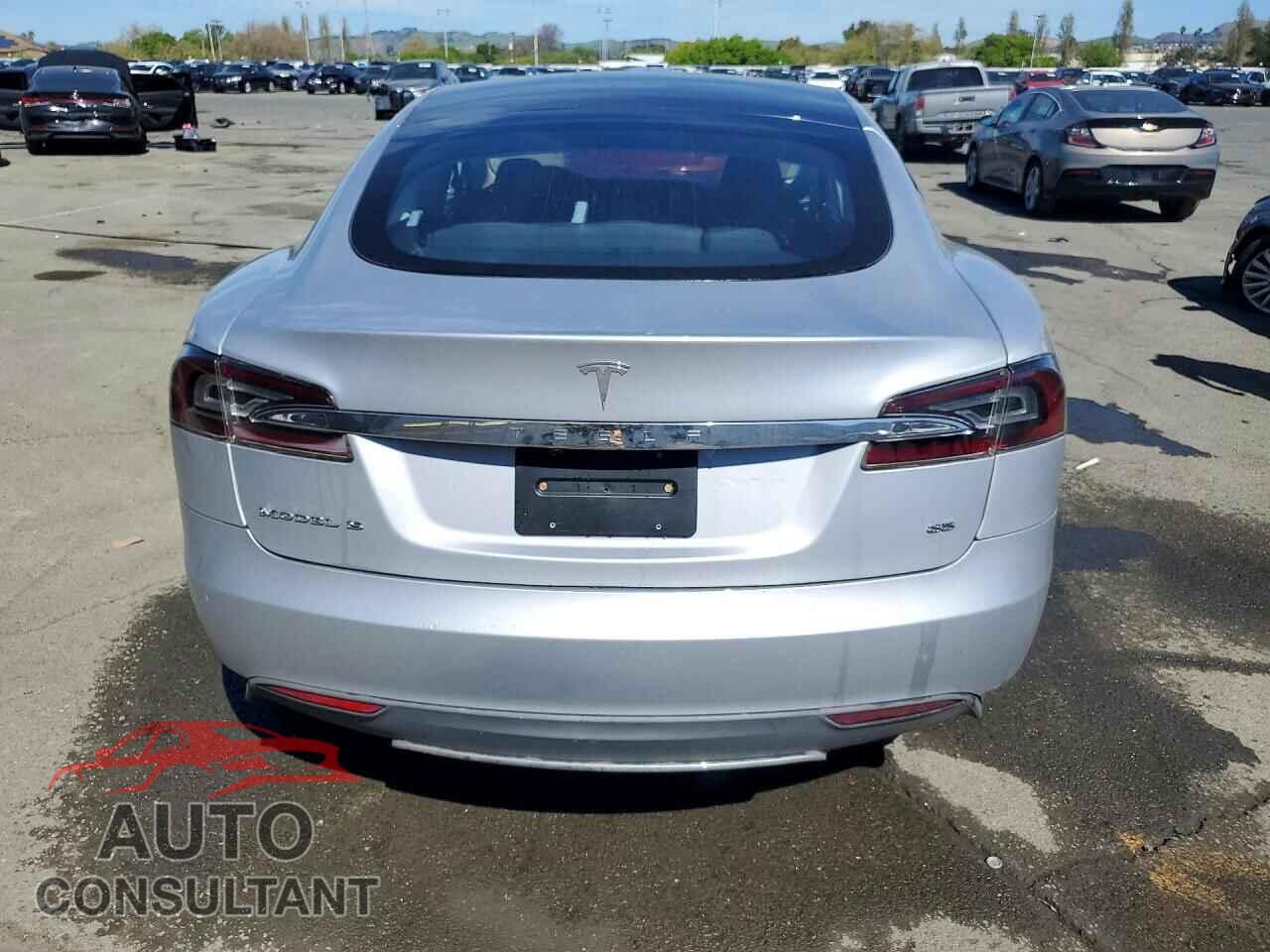 TESLA MODEL S 2013 - 5YJSA1CN0DFP13653