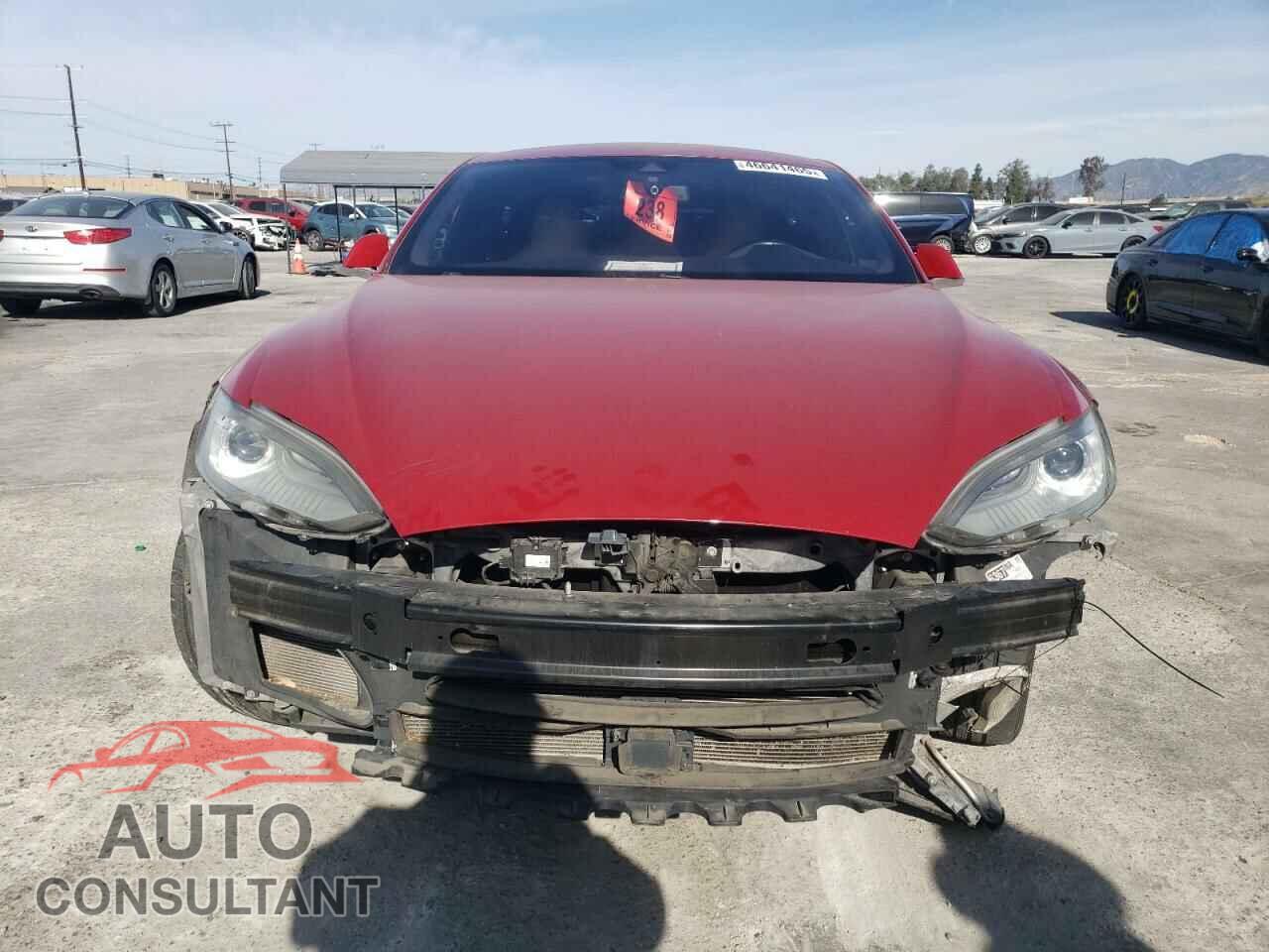 TESLA MODEL S 2015 - 5YJSA1E14FF119242