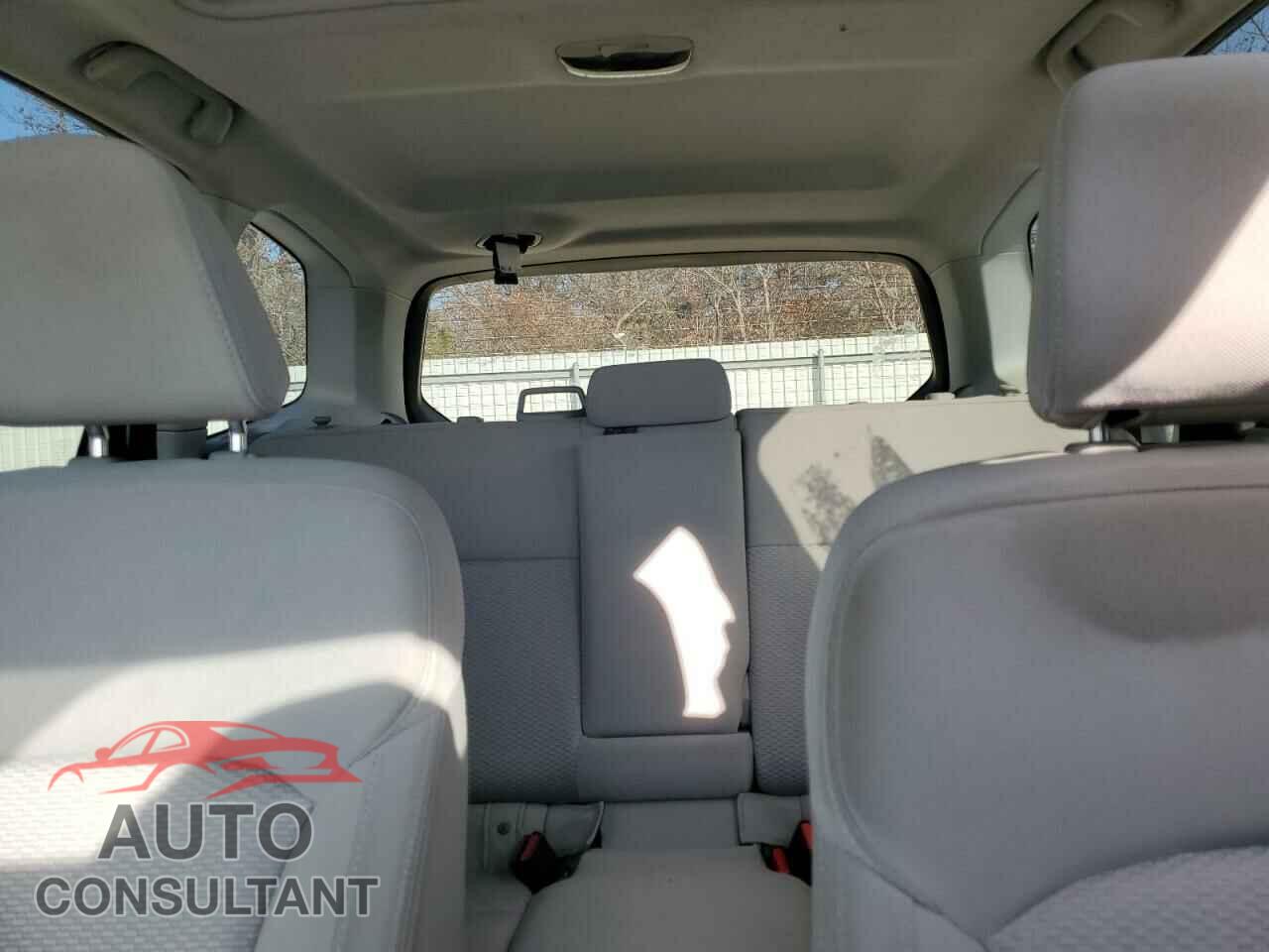 SUBARU FORESTER 2017 - JF2SJAEC3HH536261