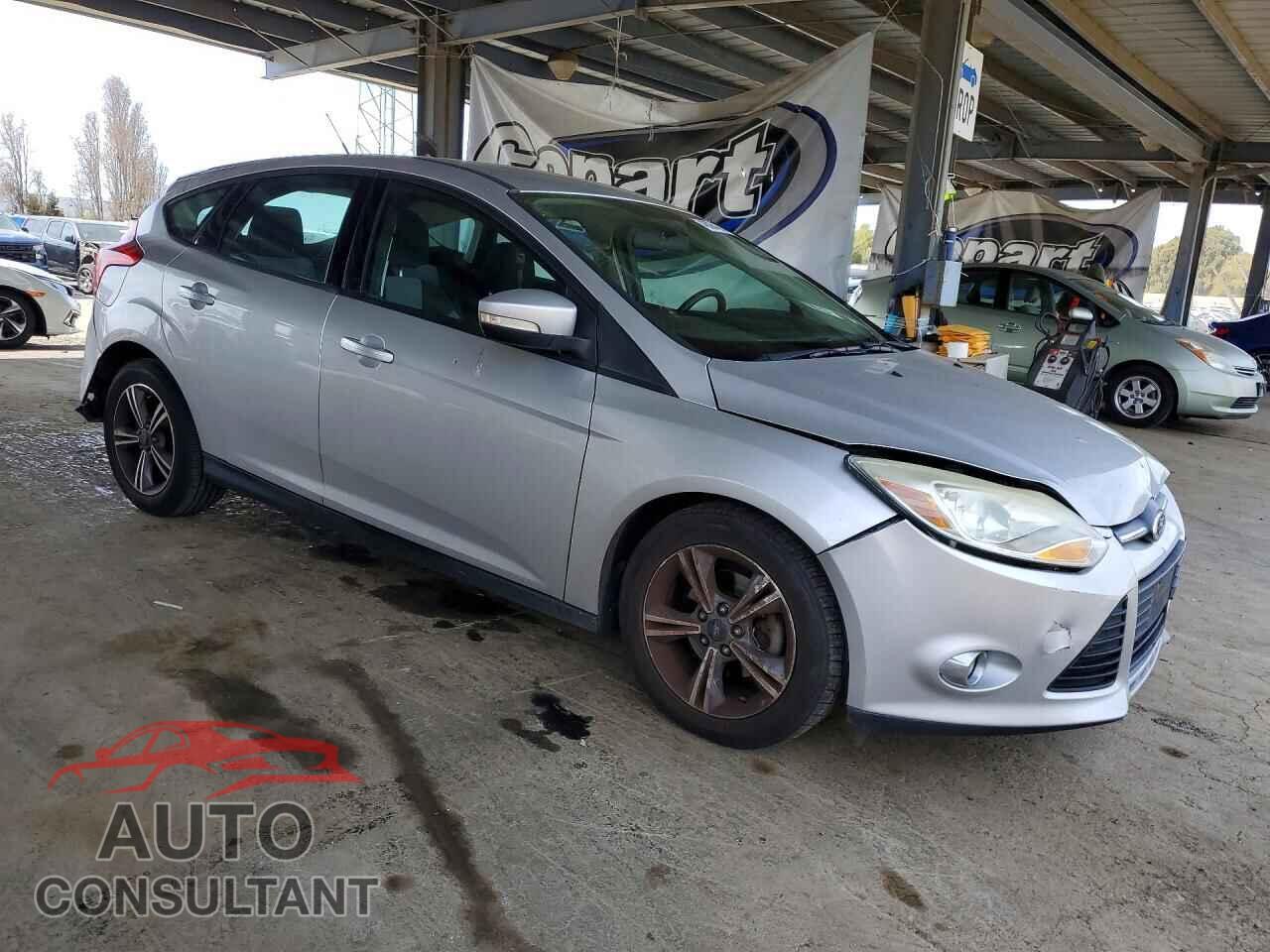 FORD FOCUS 2014 - 1FADP3K22EL304424