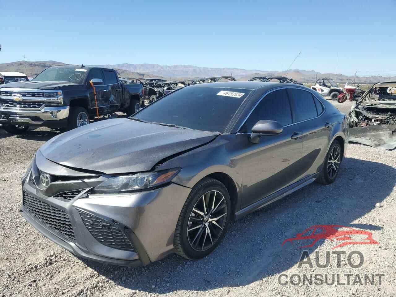 TOYOTA CAMRY 2021 - 4T1G11AK5MU514714