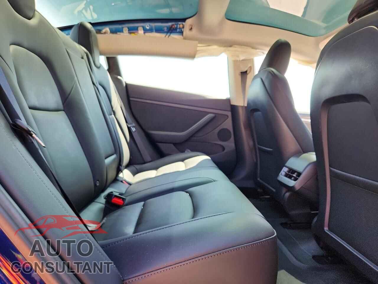 TESLA MODEL 3 2023 - 5YJ3E1EA5PF654655