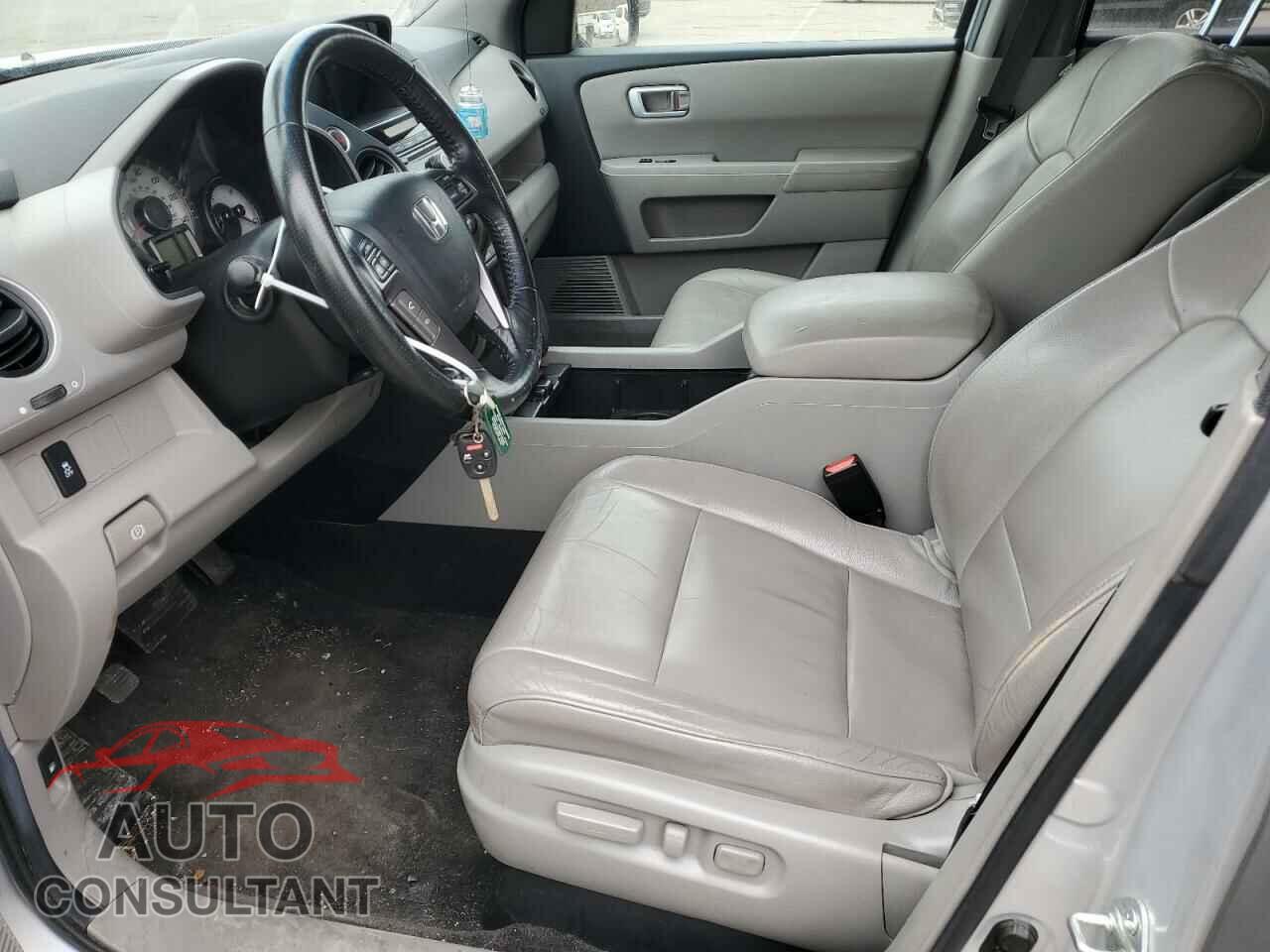 HONDA PILOT 2012 - 5FNYF3H55CB015716