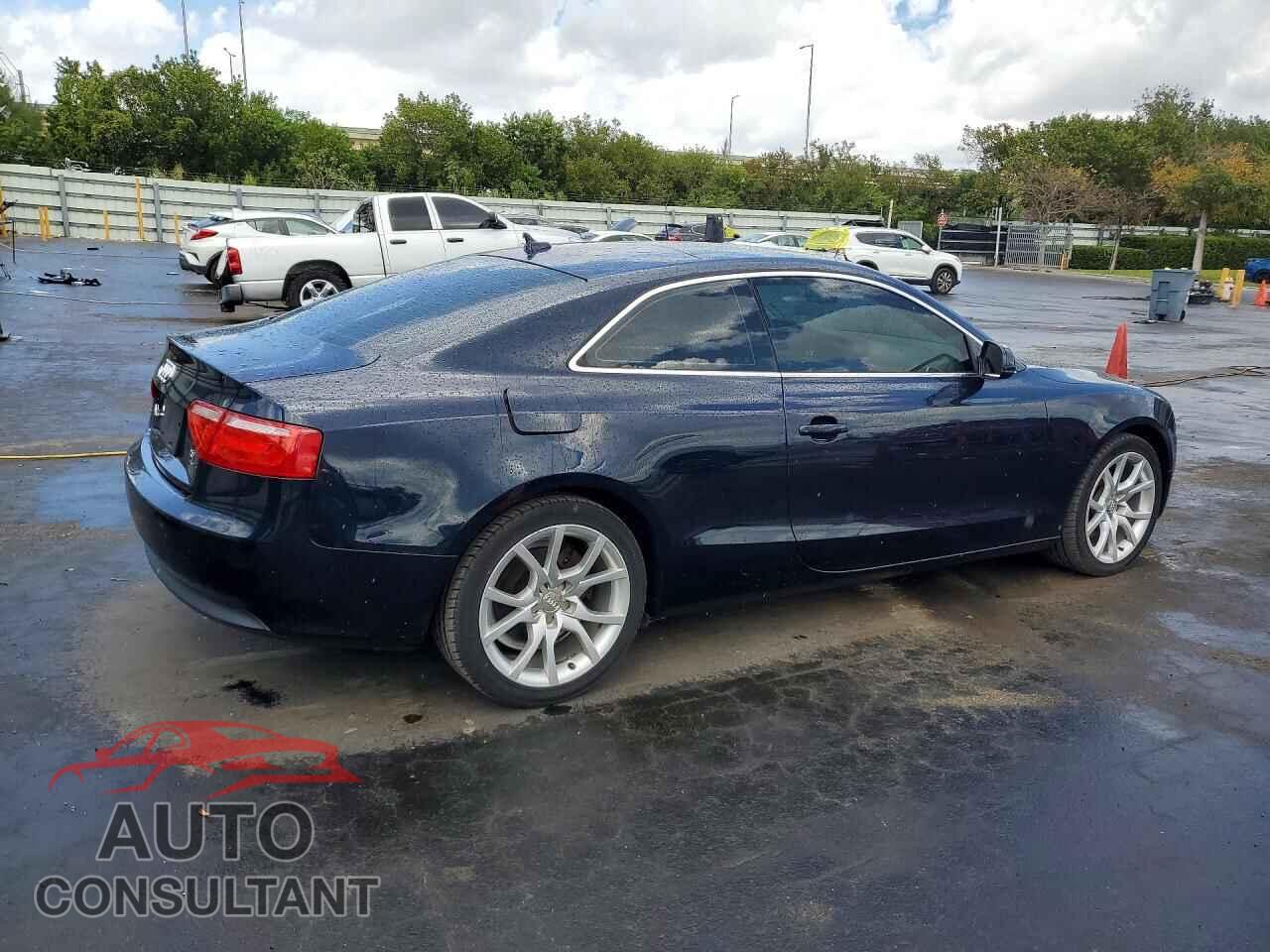 AUDI A5 2010 - WAUCFAFR9AA072623