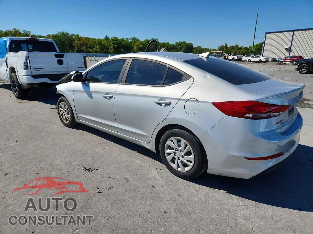HYUNDAI ELANTRA 2017 - 5NPD74LF1HH143753