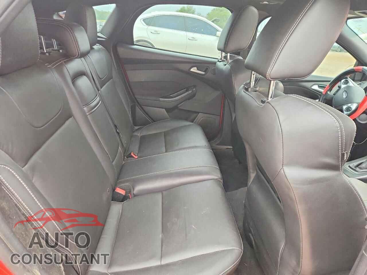 FORD FOCUS 2014 - 1FADP3L97EL416583