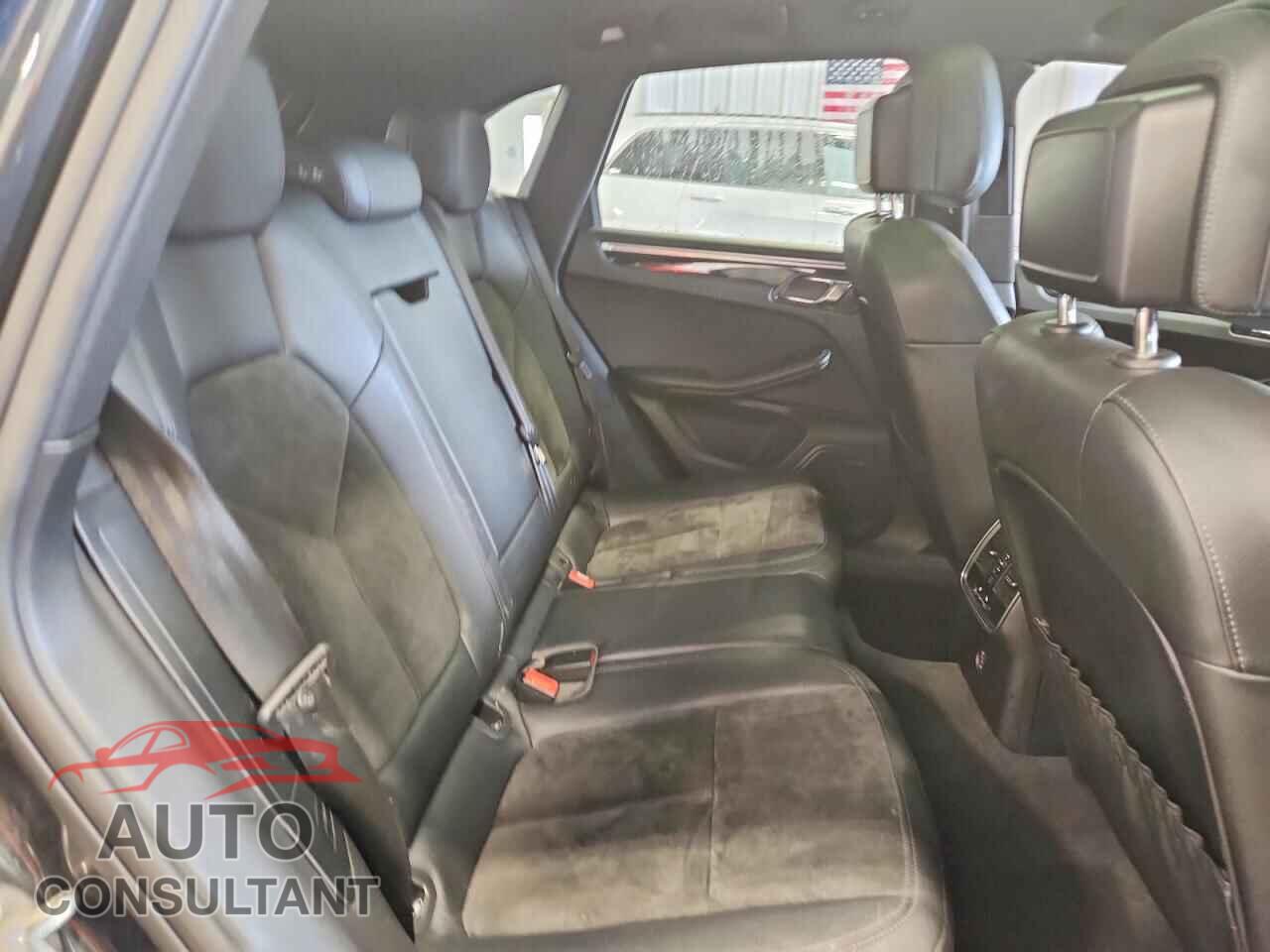 PORSCHE MACAN 2017 - WP1AA2A58HLB03134