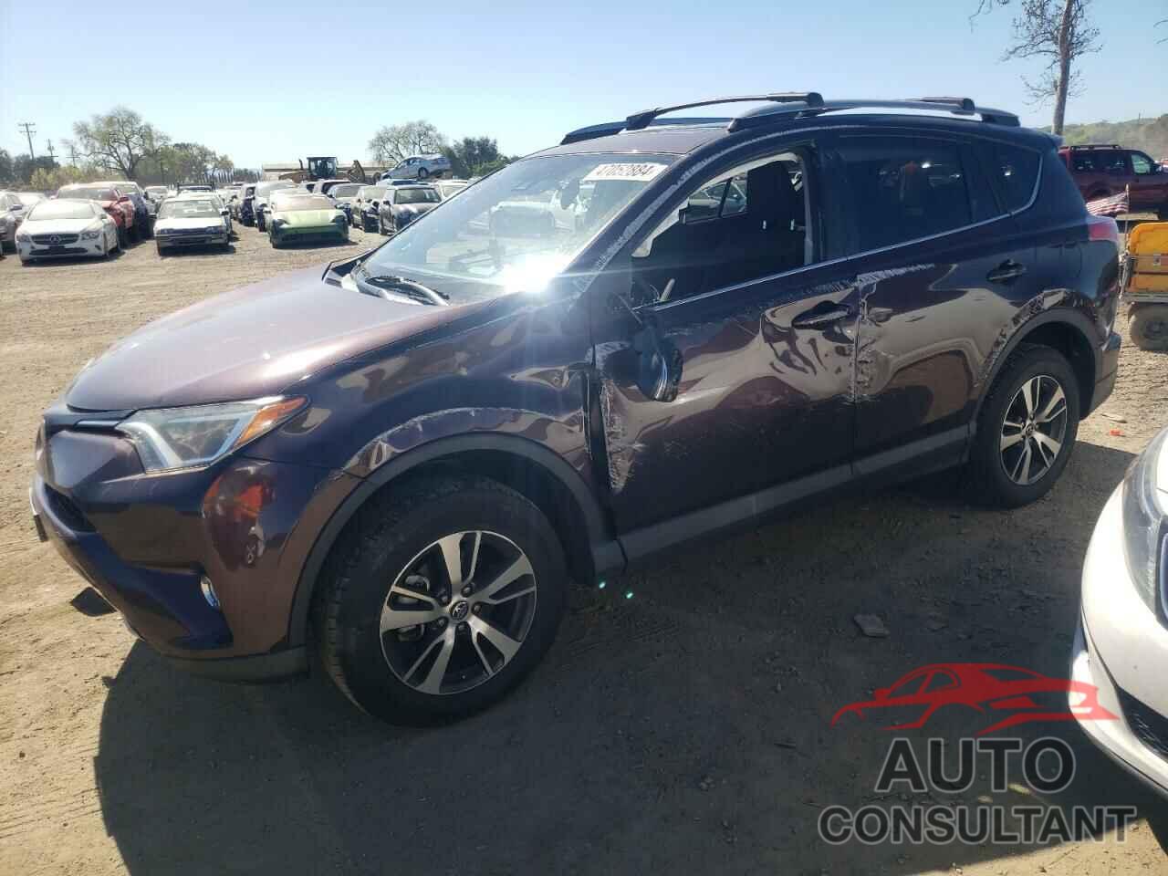 TOYOTA RAV4 2018 - 2T3RFREV2JW771345