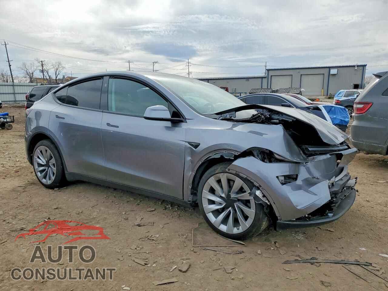 TESLA MODEL Y 2026 - 7SAYGDED0TF462794
