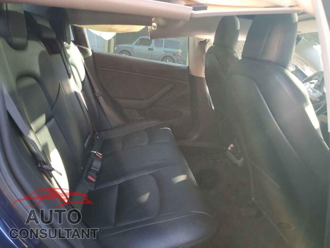 TESLA MODEL 3 2018 - 5YJ3E1EB2JF091869